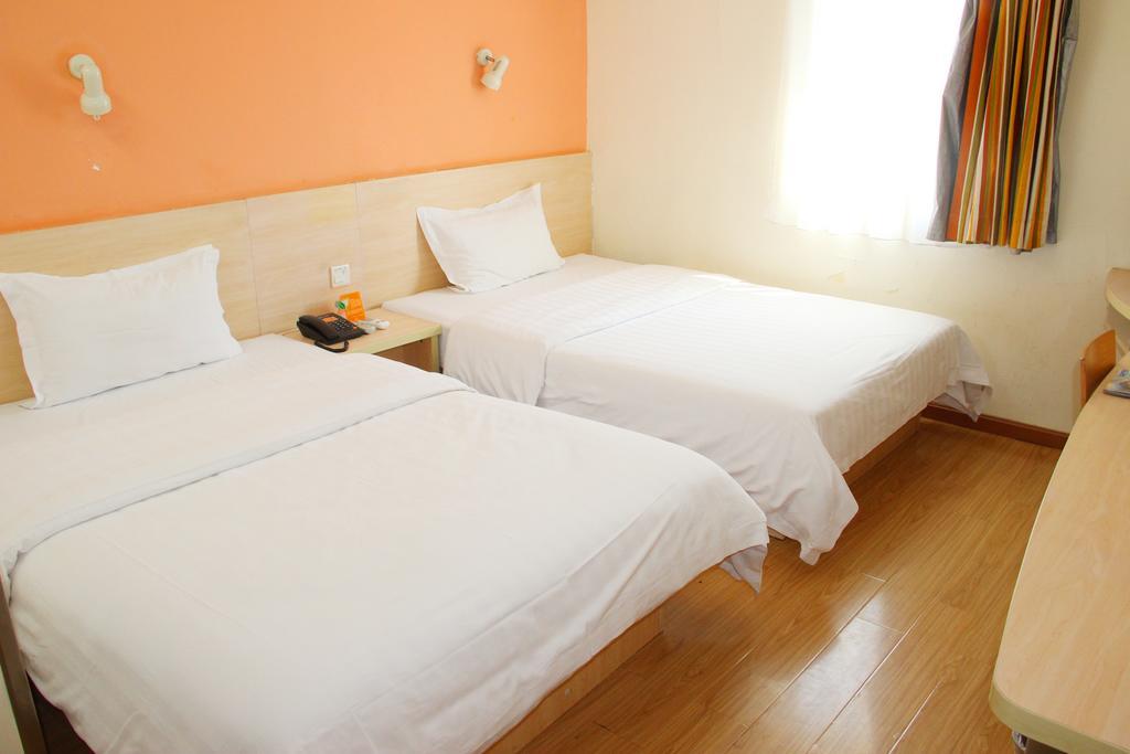 7Days Inn Guangzhou Zhongda North Gate Square Oda fotoğraf