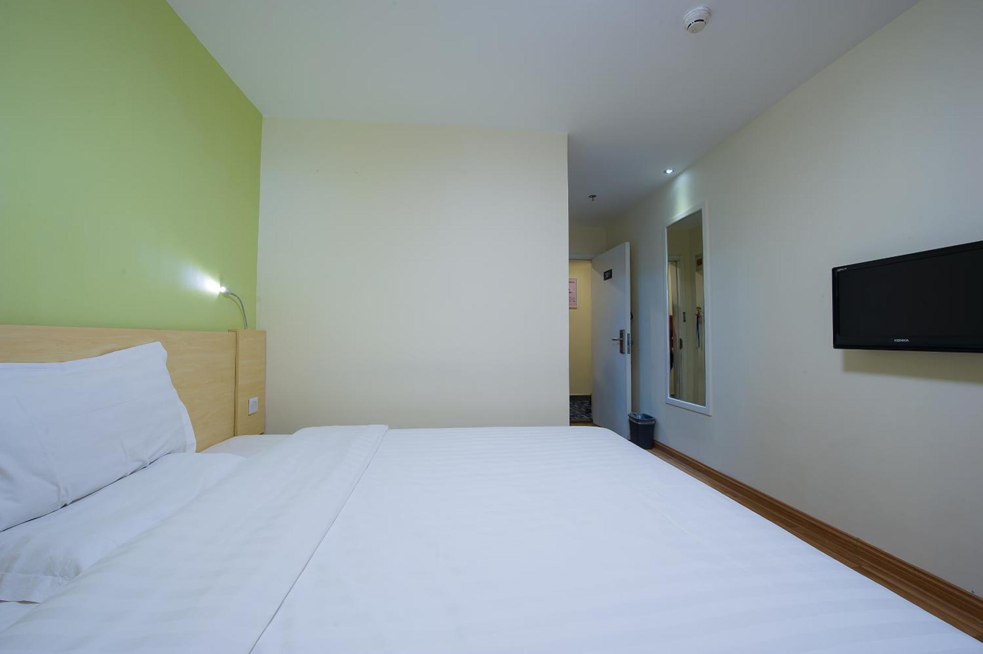 7Days Inn Guangzhou Zhongda North Gate Square Dış mekan fotoğraf